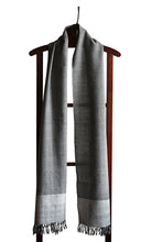 Lambswool Houndstooth Scarf, Black-and-White