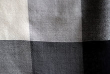 Lambswool Chequered Scarf, Black-and-White